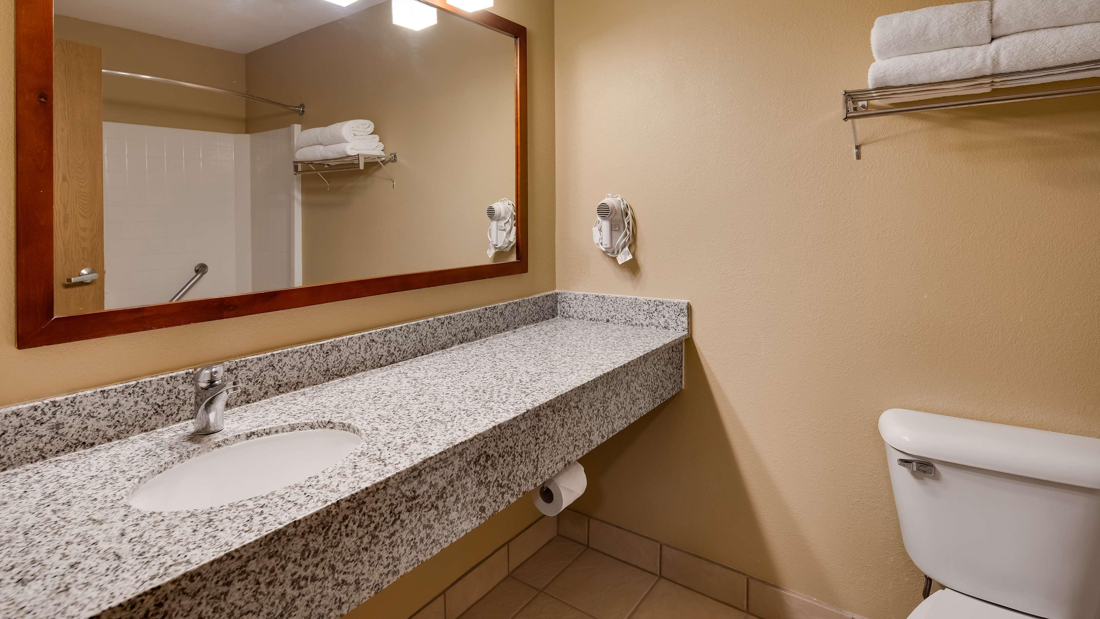 Best Western West Hills Inn Chadron Esterno foto
