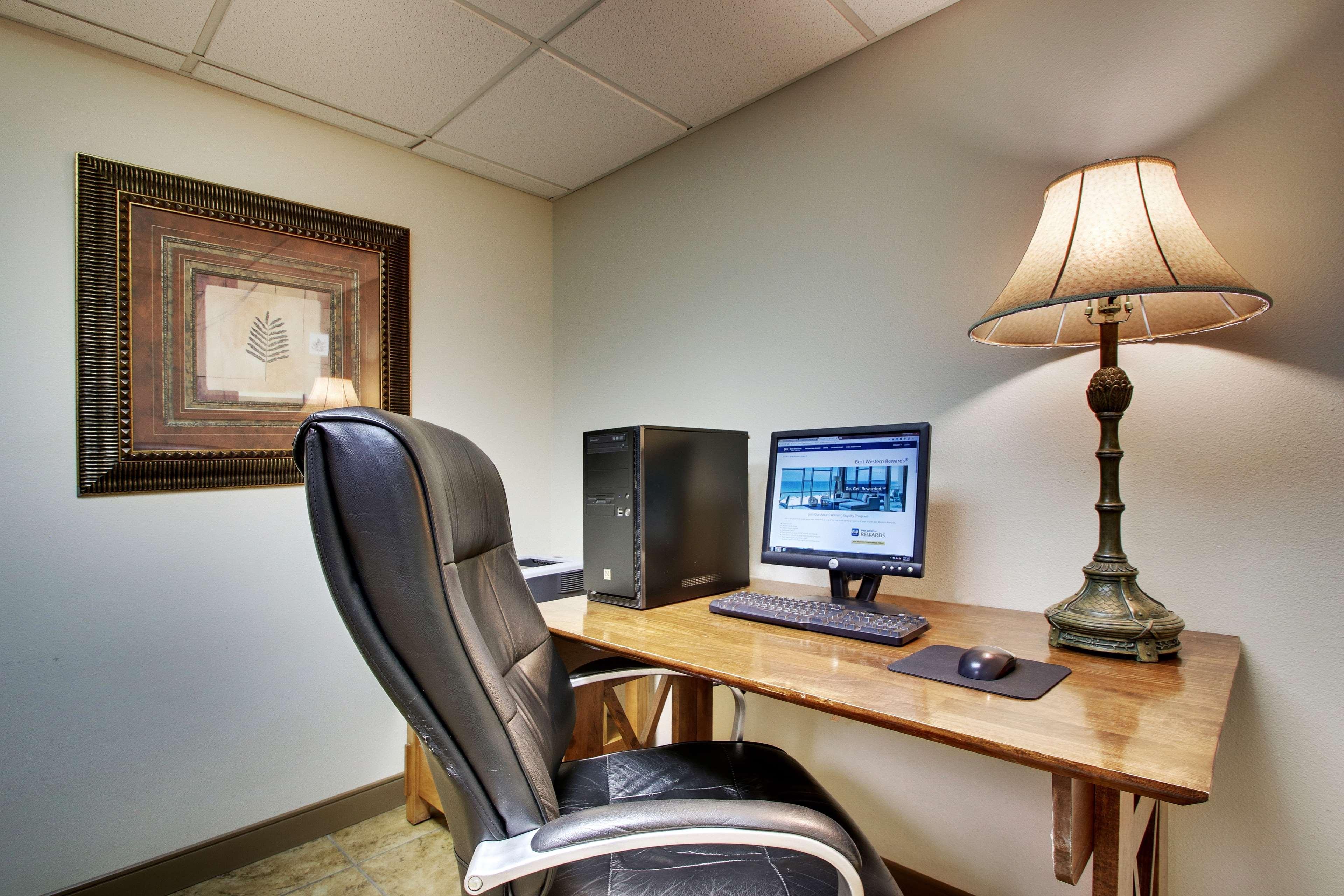Best Western West Hills Inn Chadron Esterno foto