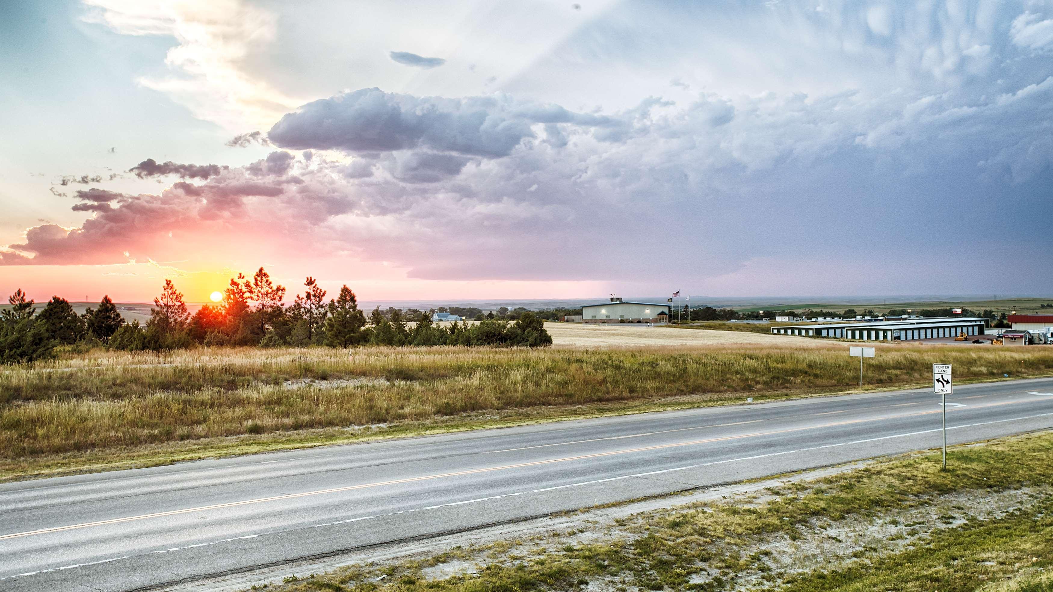 Best Western West Hills Inn Chadron Esterno foto