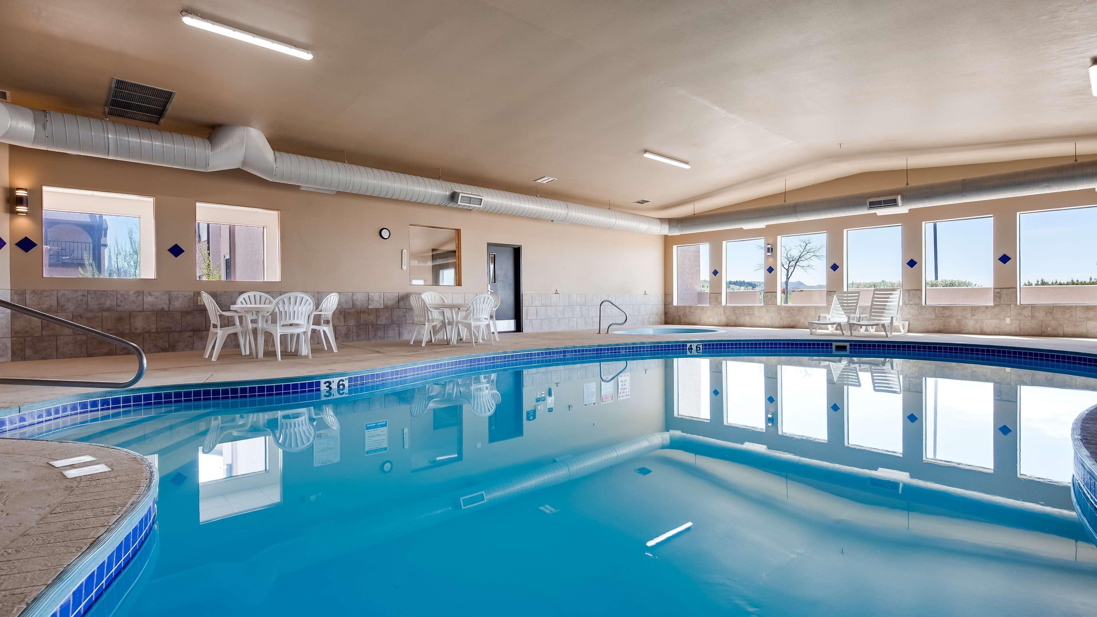 Best Western West Hills Inn Chadron Esterno foto