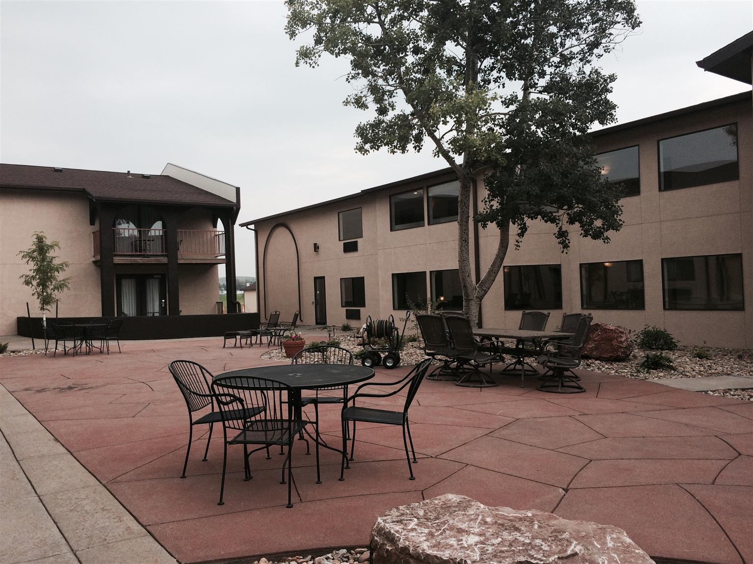 Best Western West Hills Inn Chadron Esterno foto