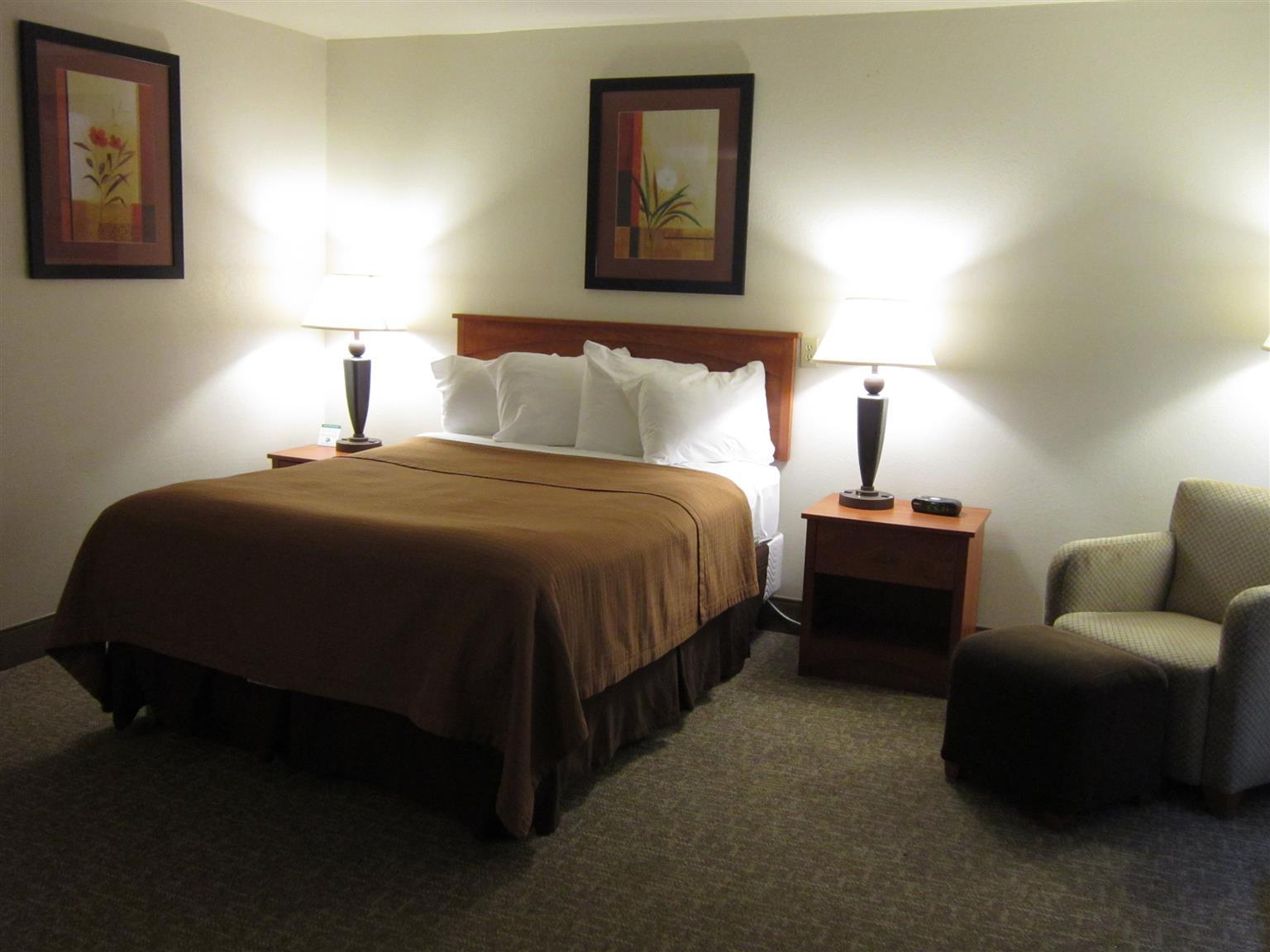 Best Western West Hills Inn Chadron Esterno foto